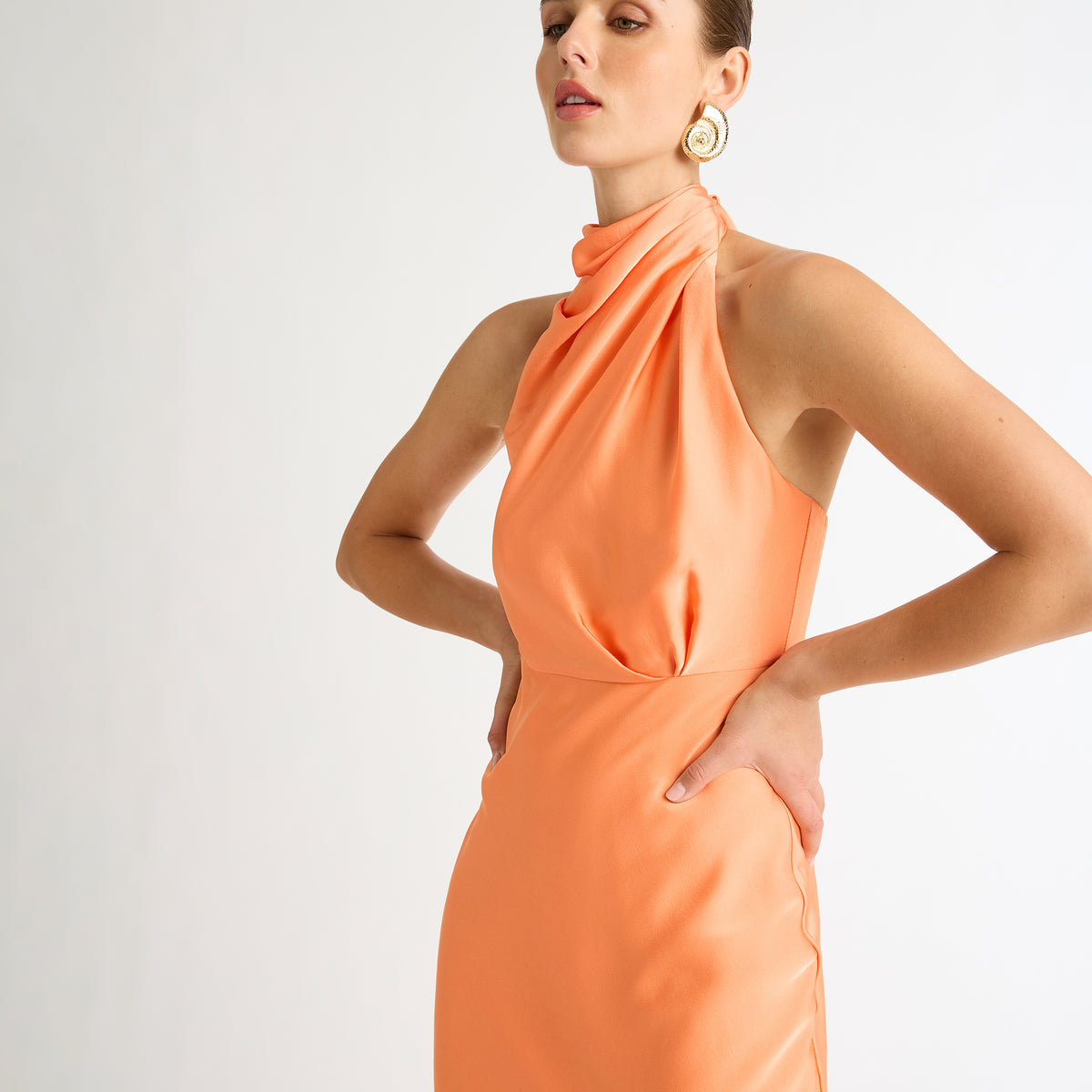 Jasmin Dress / Almost Apricot