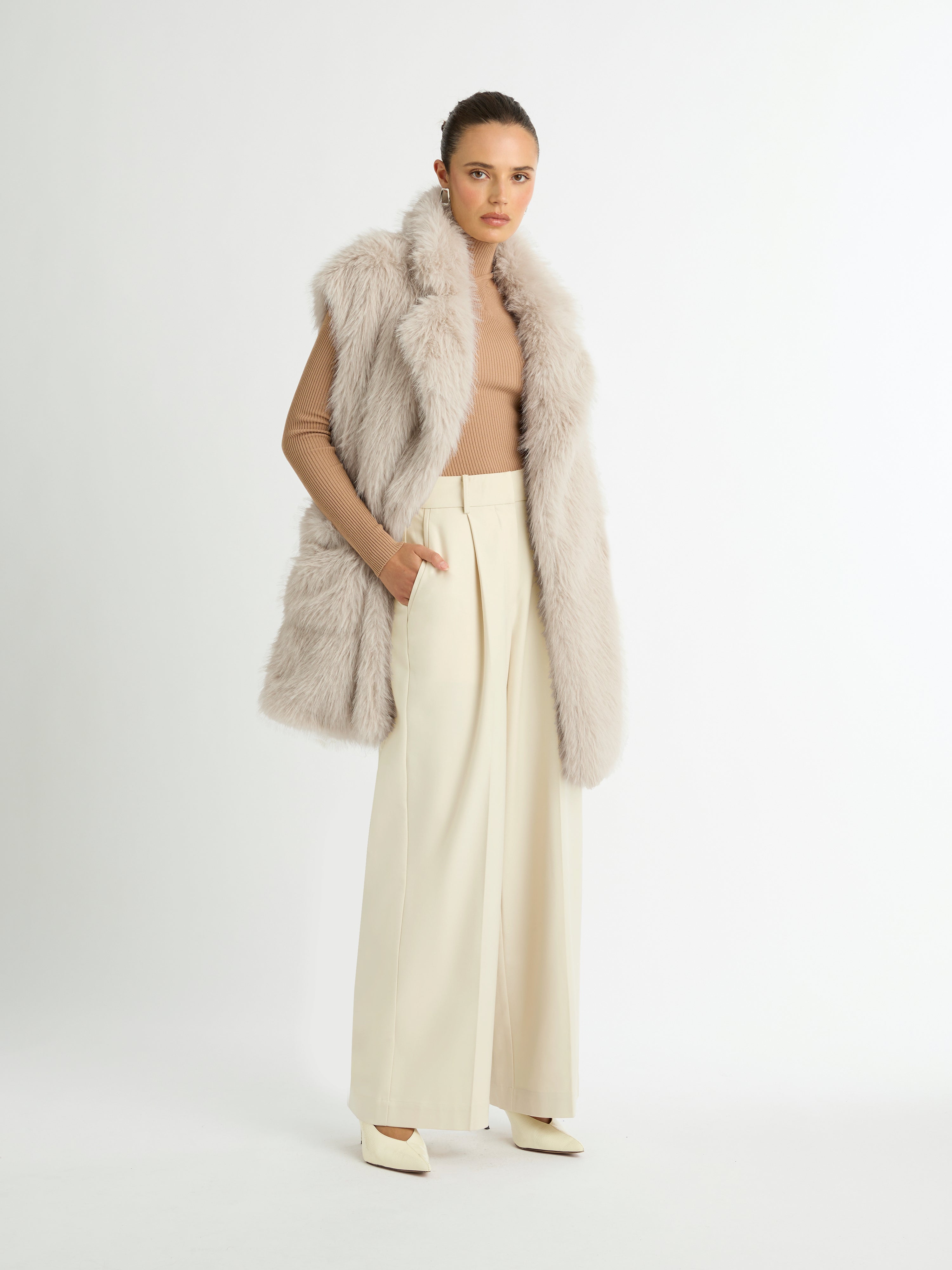 Cindy Fur Vest Oat | Faux Fur Vest | SHEIKE