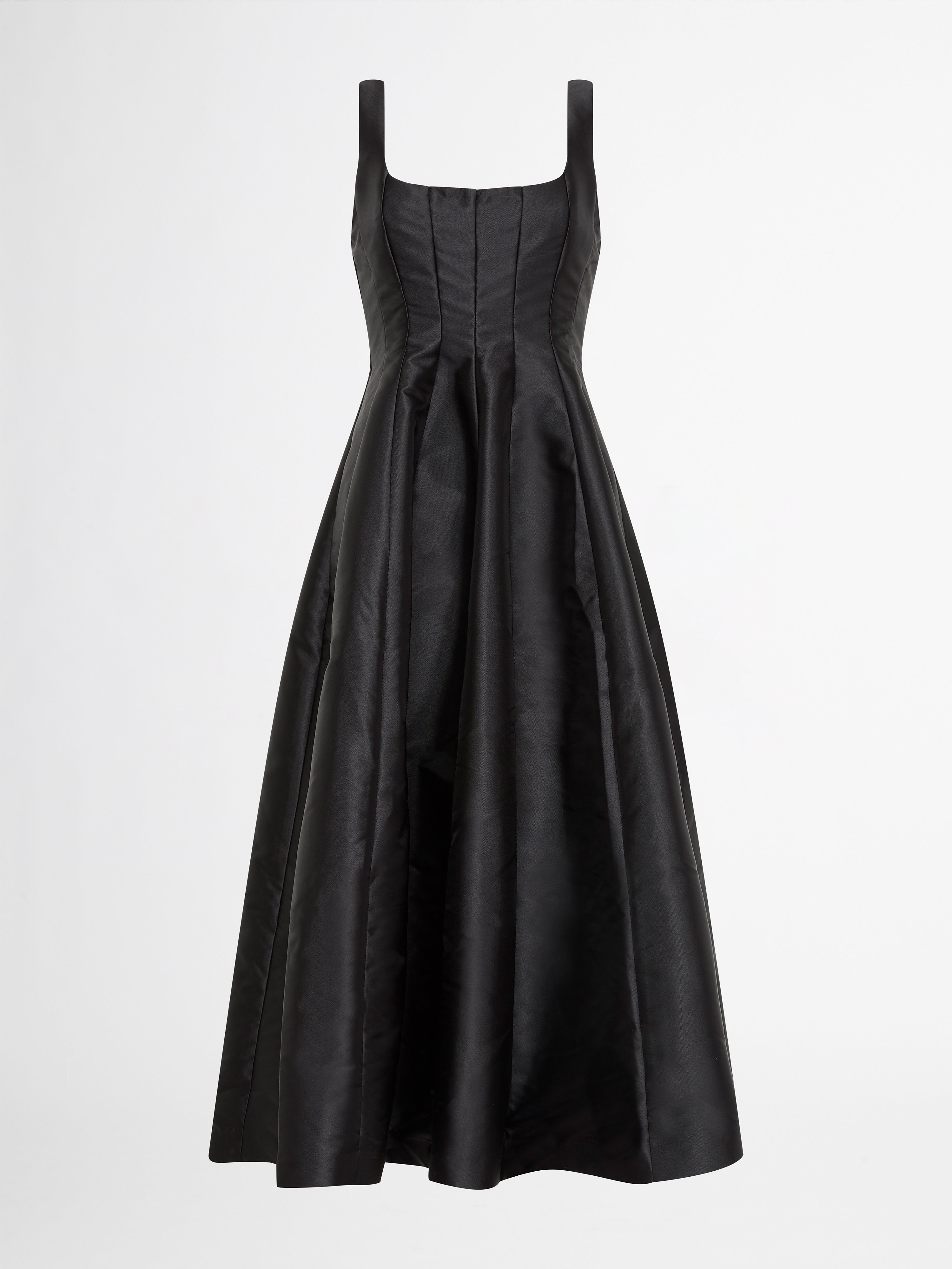 Karolina Dress Black | Voluminous Evening Dress | SHEIKE