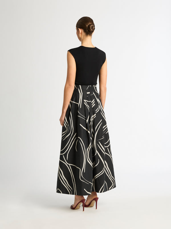 SHEIKE Figure Dancer Maxi Skirt Print 1006848 Back Image