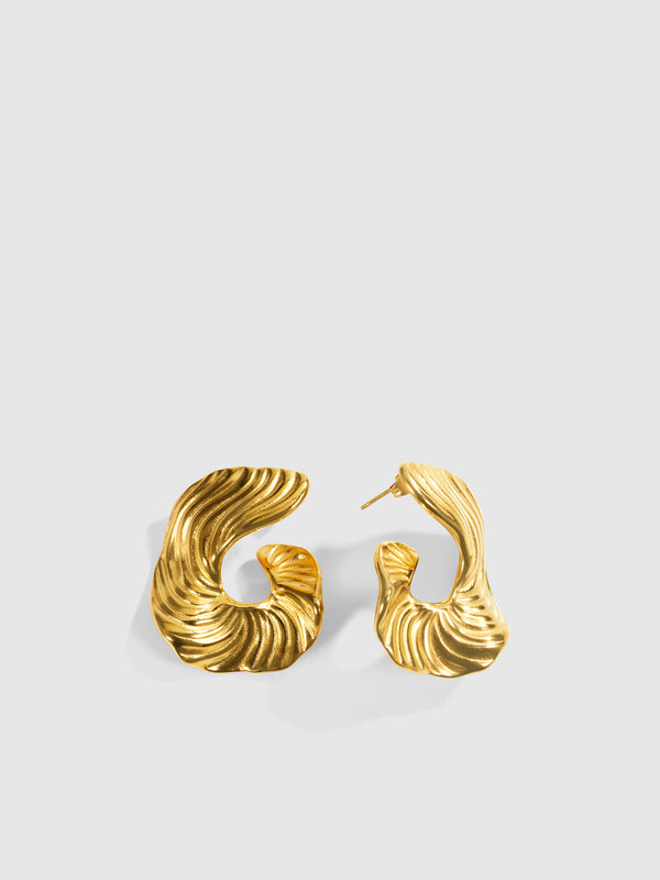 SHEIKE Camilla Earrings Gold 1007575 Ghost Image