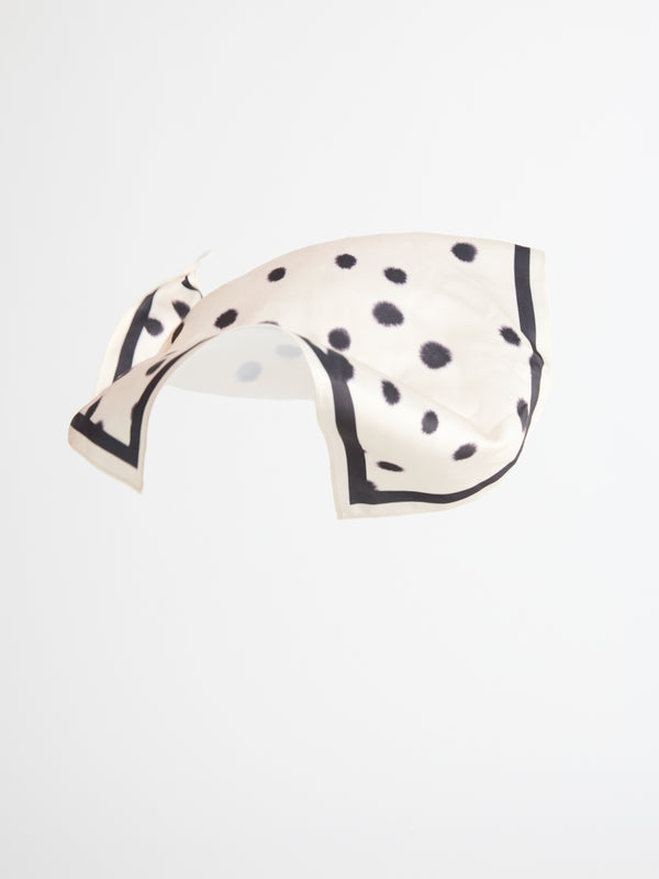 SHEIKE Audrey Spot Scarf Spot 1007252 Model Image